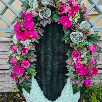 Брендовый венок 115 см - Форма памяти - г. Екатеринбург